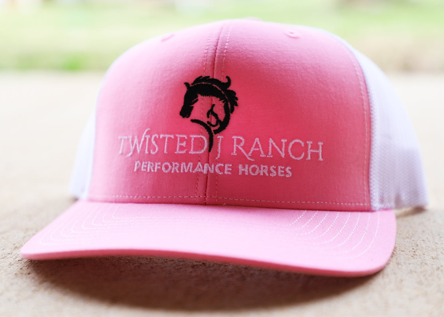 TJR - Performance Horses - Pink/Wht